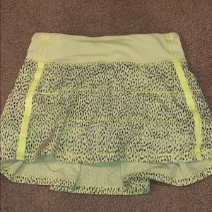 Lululemon bright yellow skirt, size 2